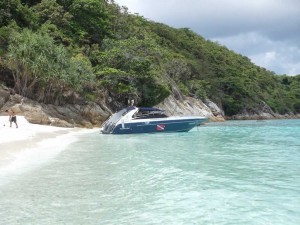 Easy Day Thailand Speedboat at Racha Yai Island